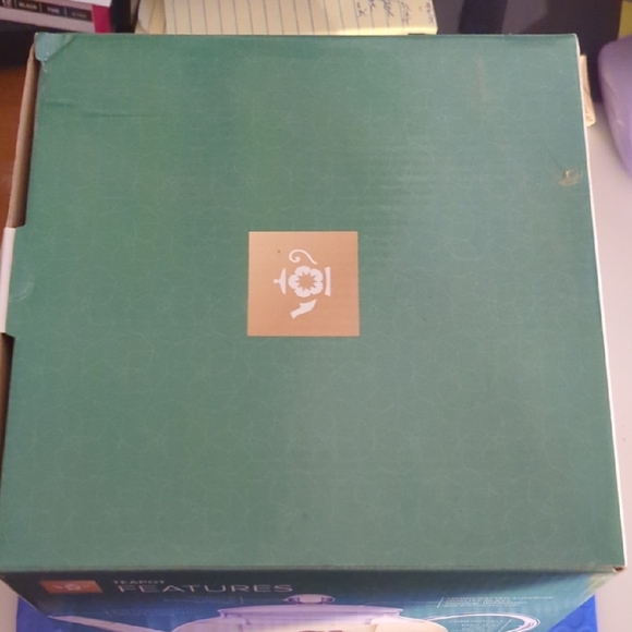 TEABLOOM Clear Glass Teapot with Infuser - Picture 5 of 10